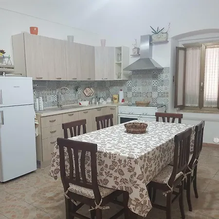 Casetta Sottosopra Apartman Alessano